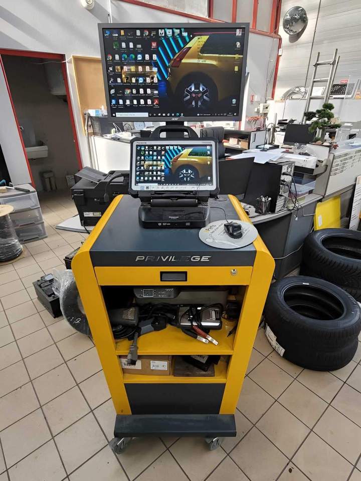 Dépannage voiture électrique Renault Pont-du-Château